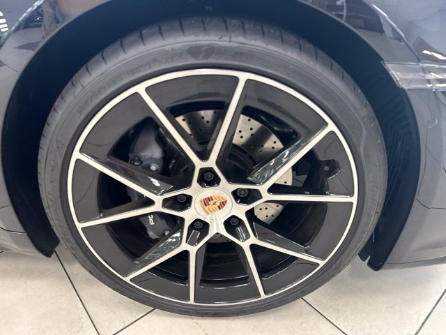 Used 2026 Porsche 911 Carrera RWD image 30