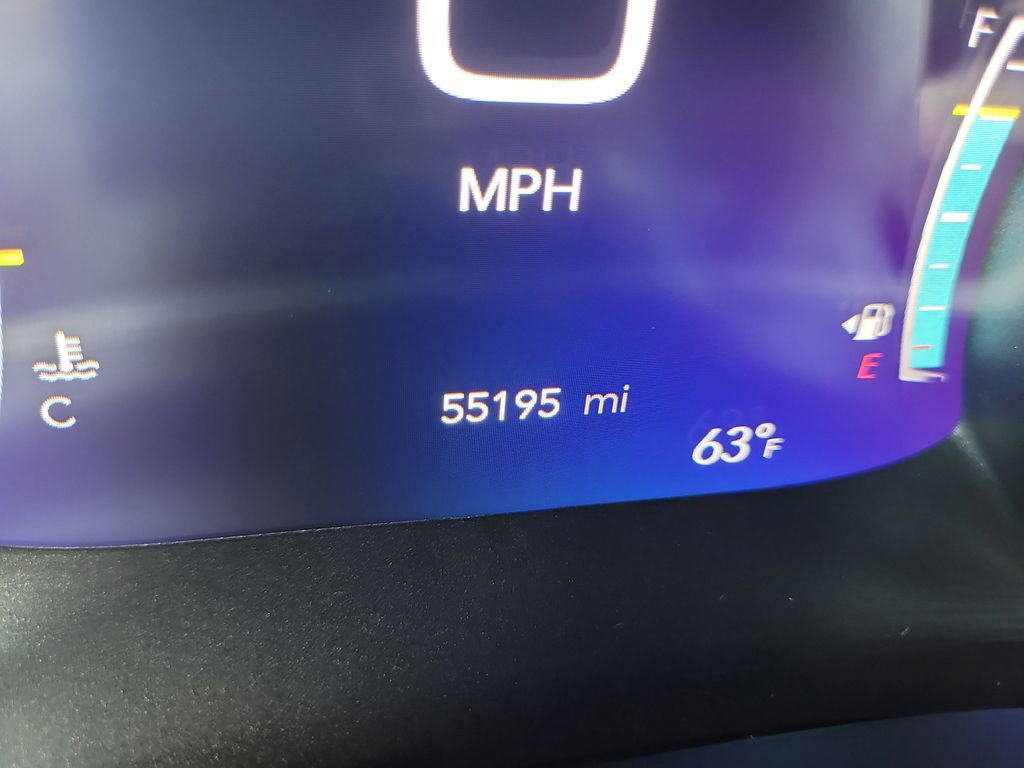 Used 2024 Chrysler Pacifica Touring-L image 31