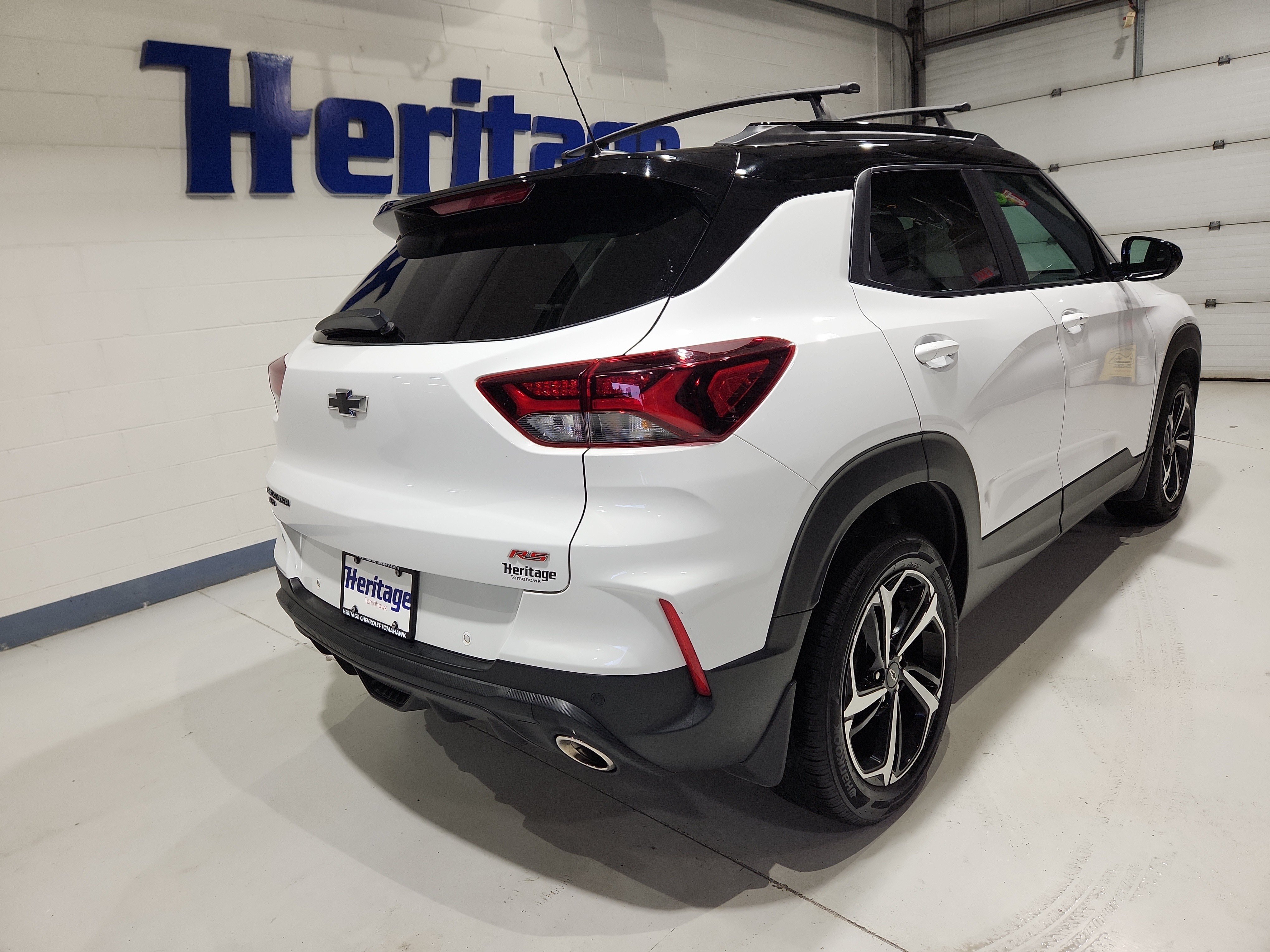 Used 2021 Chevrolet TrailBlazer RS w/ Technology Package AWD/4WD image 27
