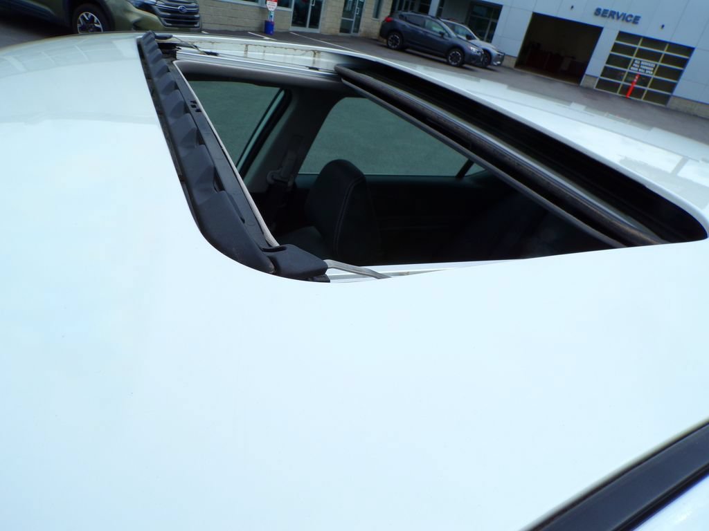 Used 2019 Nissan Altima 2.5 Platinum AWD/4WD image 4