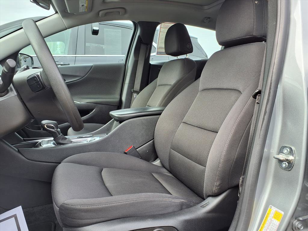 Used 2023 Chevrolet Malibu LT image 37