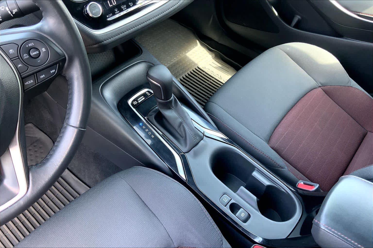 Certified 2023 Toyota Corolla SE w/ SE Premium Package FWD image 16