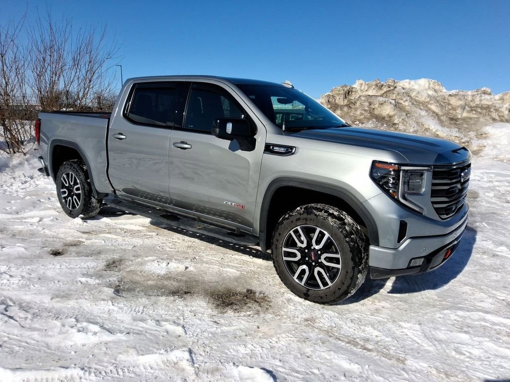 Used 2023 GMC Sierra 1500 AT4 w/ Technology Package image 2