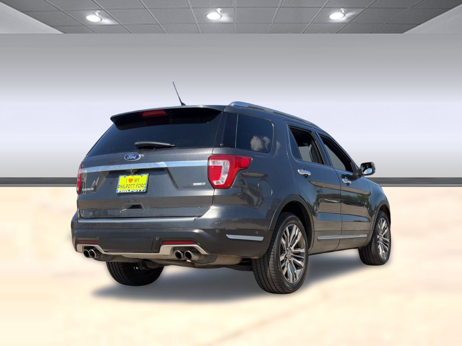 Used 2018 Ford Explorer Platinum image 9