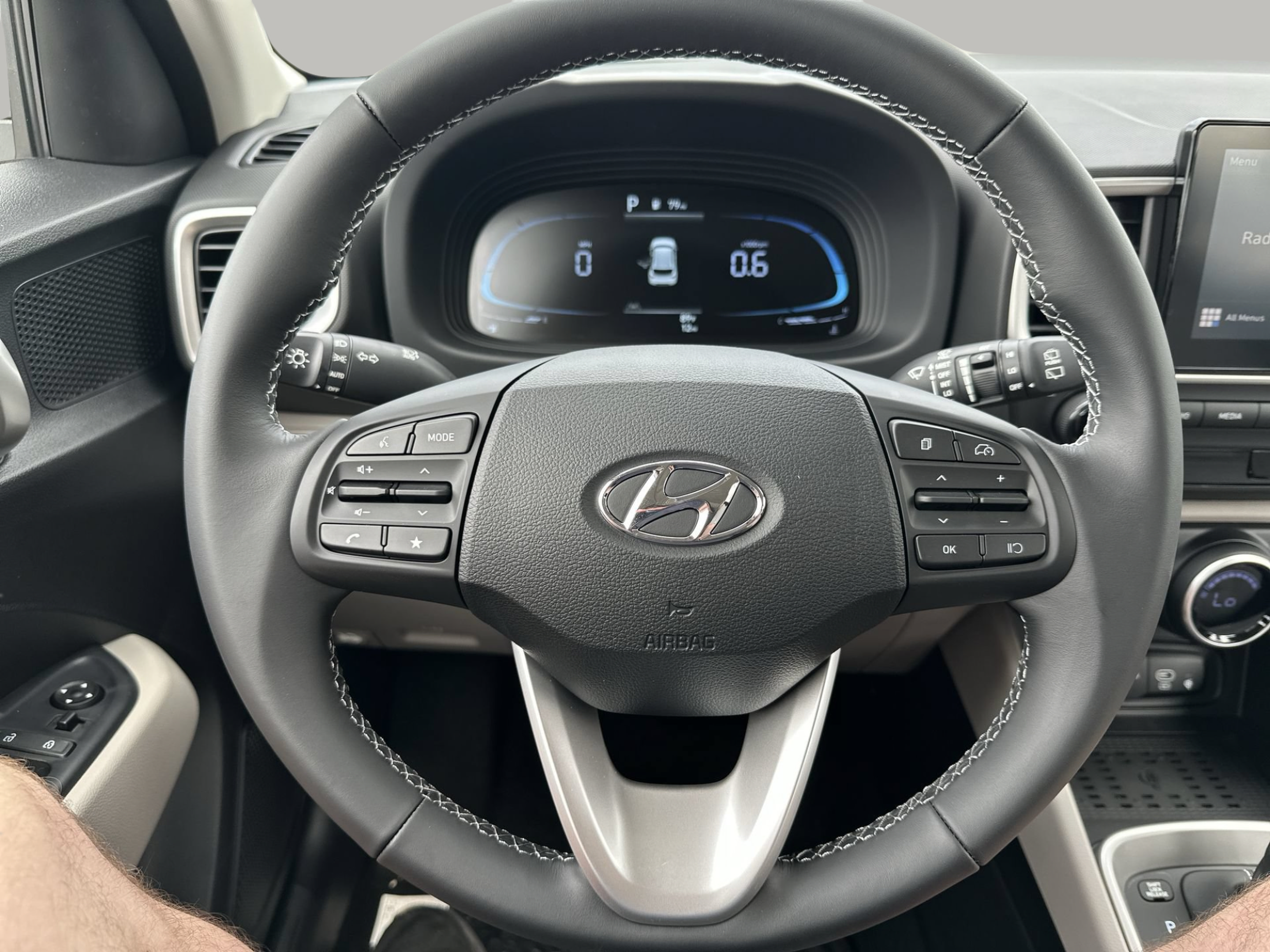 New 2026 Hyundai Venue SEL FWD image 11