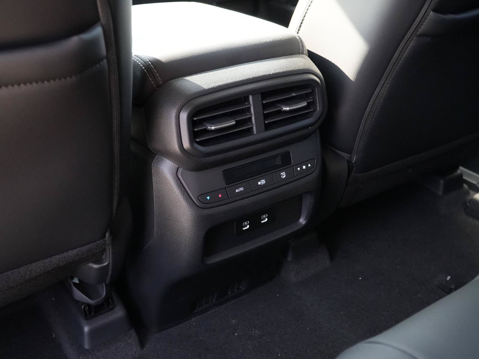 Used 2026 Honda Pilot EX-L image 18