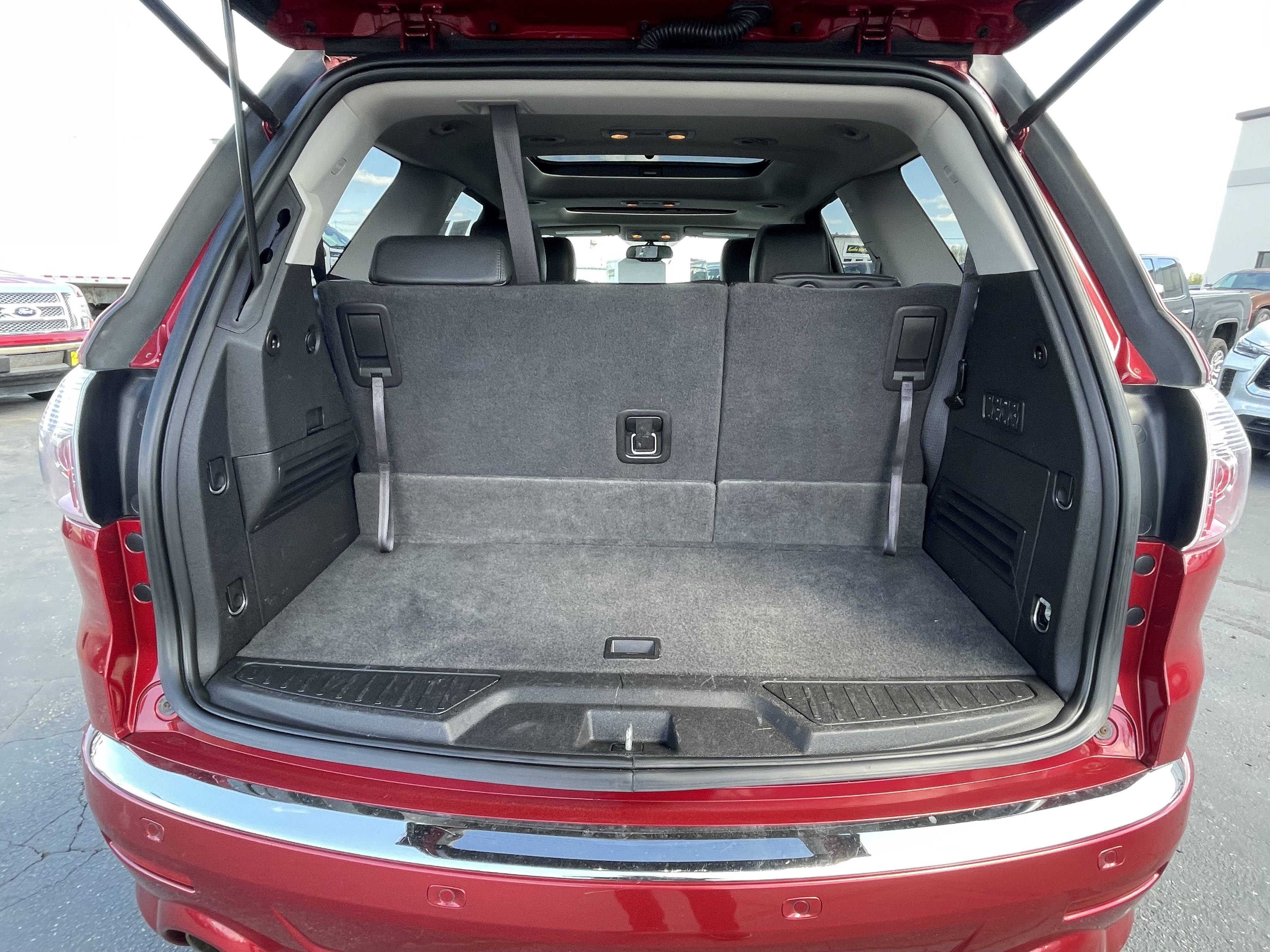 Used 2012 GMC Acadia Denali AWD/4WD image 9