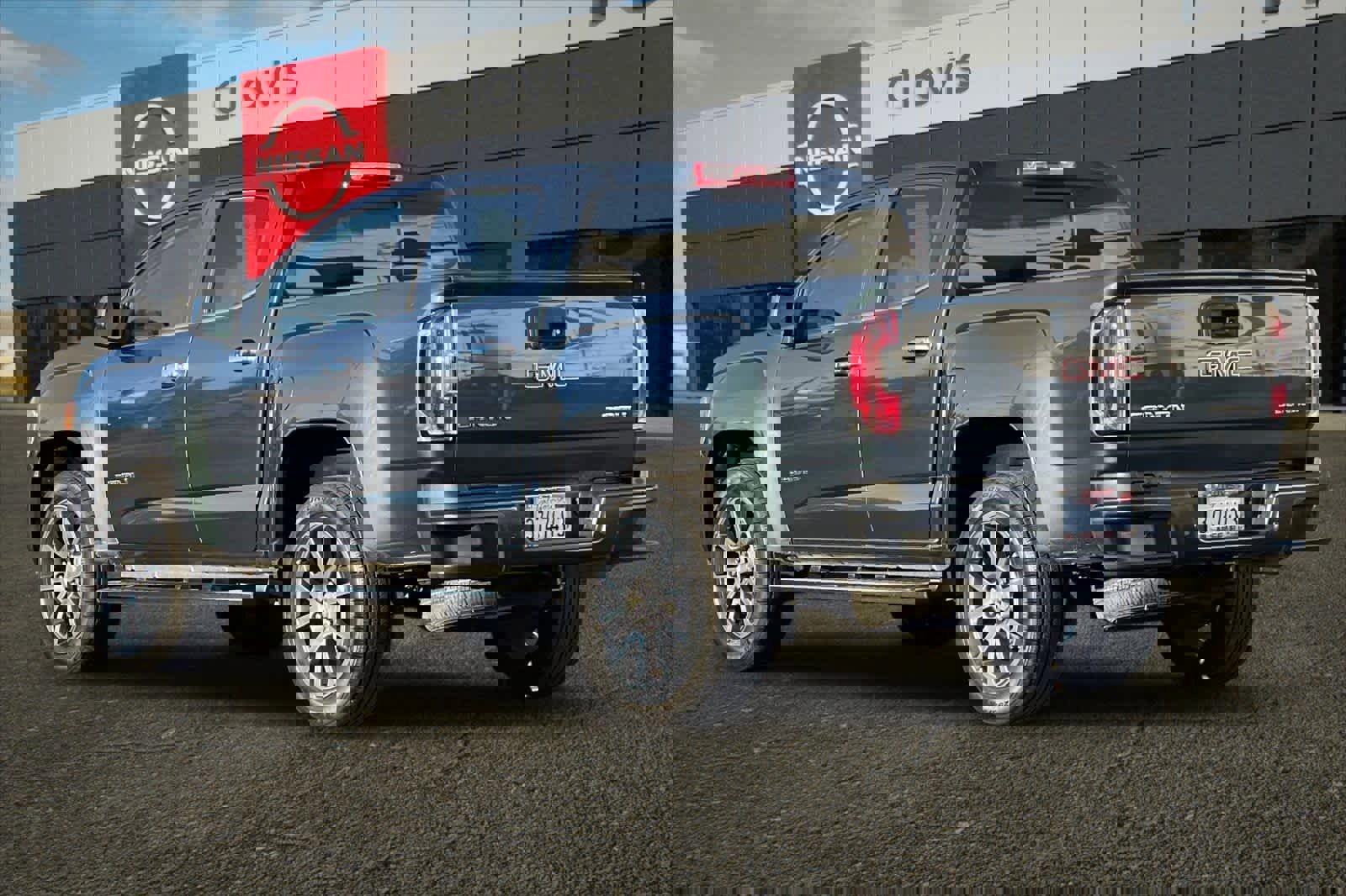 Used 2019 GMC Canyon Denali image 7