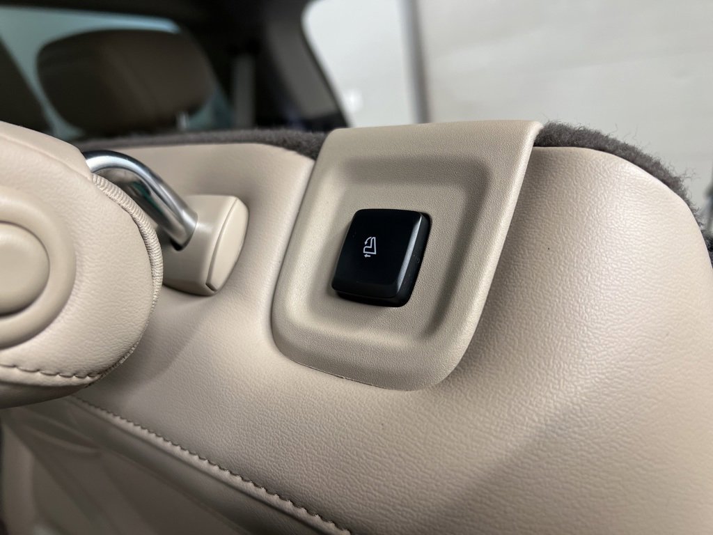 Used 2020 Lincoln Aviator Reserve w/ Equipment Group 202A image 31