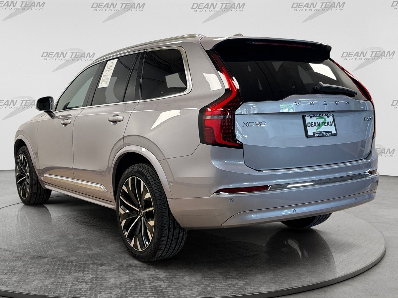 Used 2026 Volvo XC90 B6 Plus AWD/4WD image 6