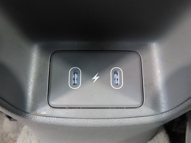 Used 2024 Hyundai Elantra SEL FWD image 30