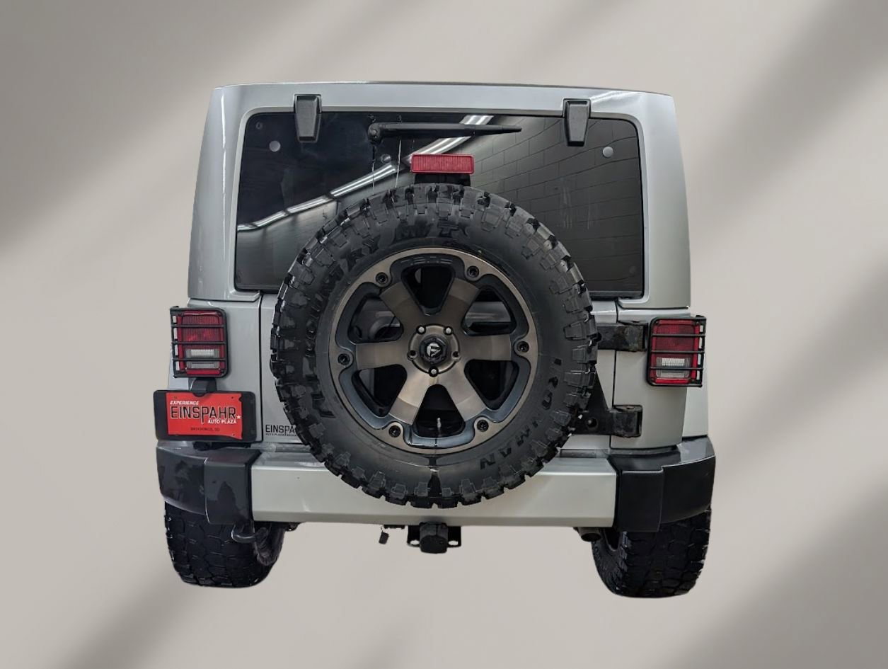Used 2013 Jeep Wrangler Unlimited Sahara w/ Connectivity Group AWD/4WD image 20