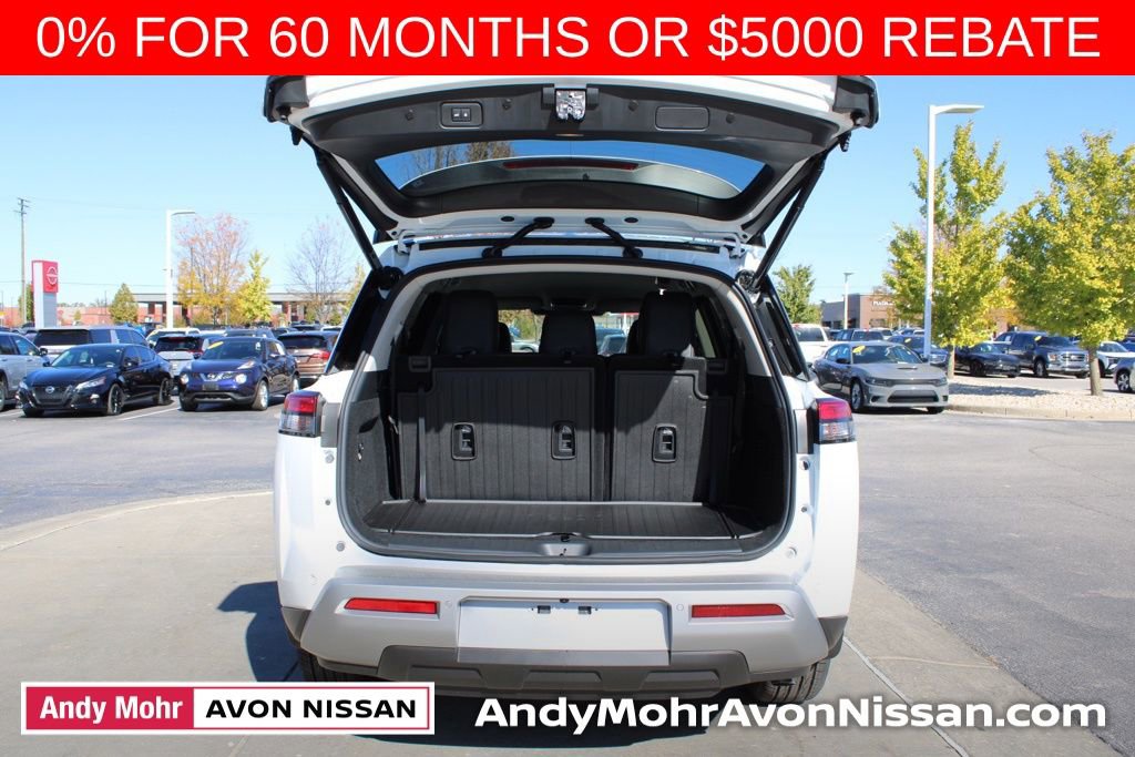 New 2025 Nissan Pathfinder SL w/ Lighting Package (N92) image 5