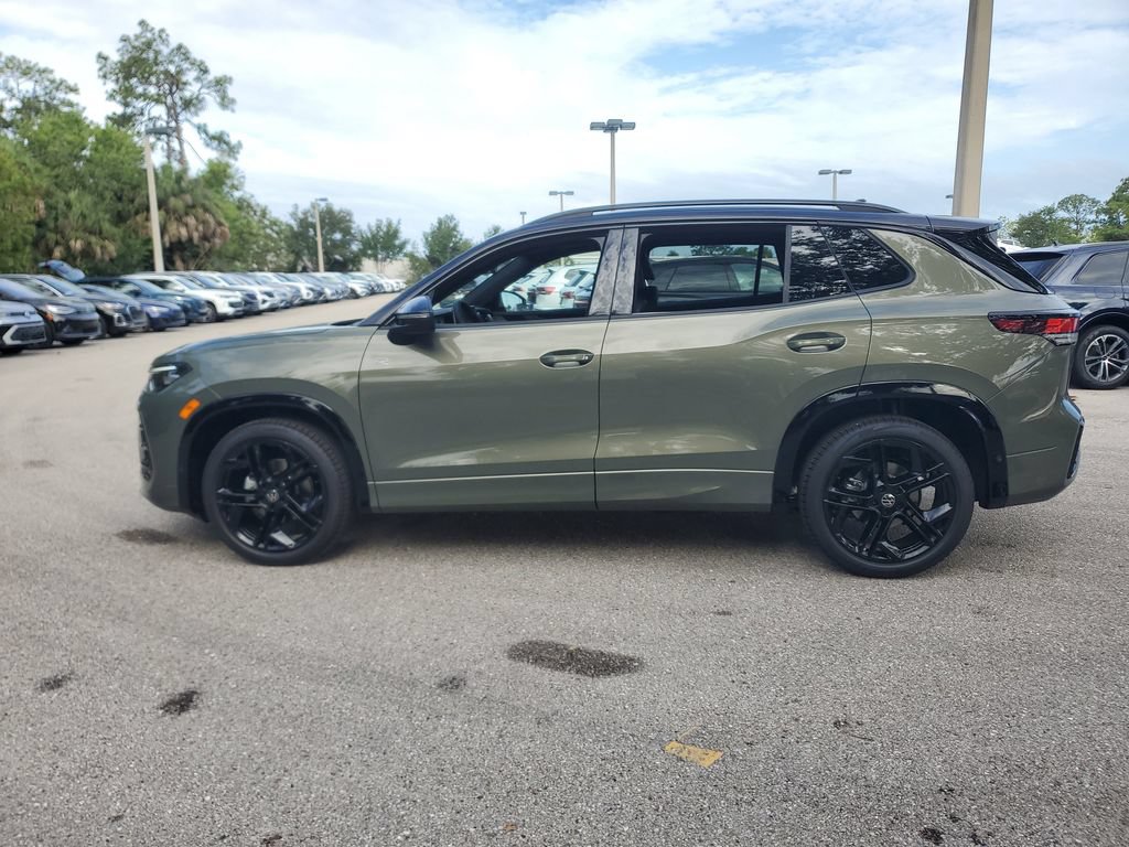 New 2026 Volkswagen Tiguan SE R-Line FWD image 8