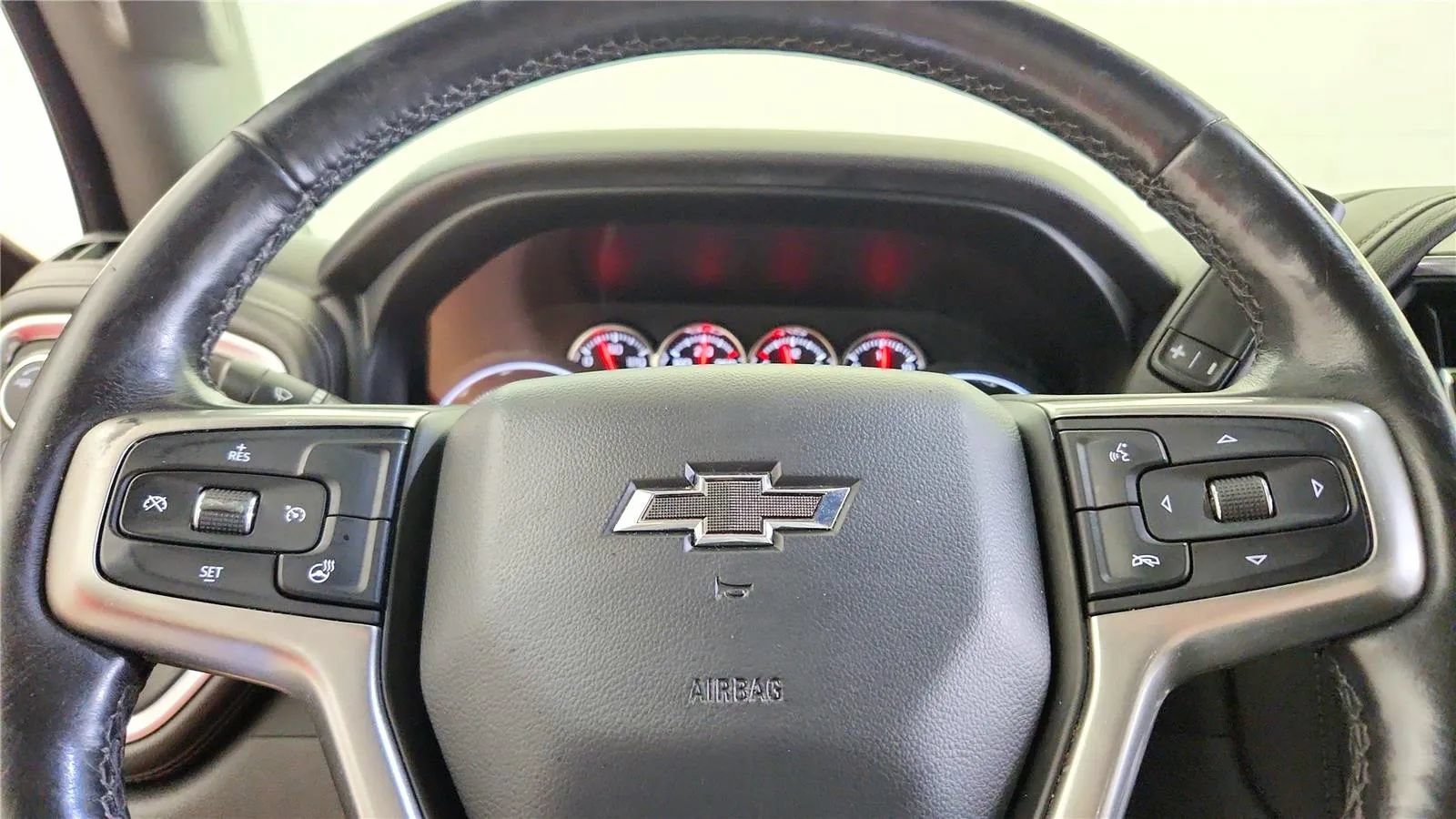 Used 2019 Chevrolet Silverado 1500 RST w/ All-Star Edition AWD/4WD image 26