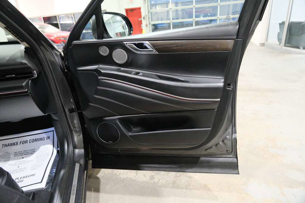 Used 2023 Genesis GV80 3.5T AWD/4WD image 36