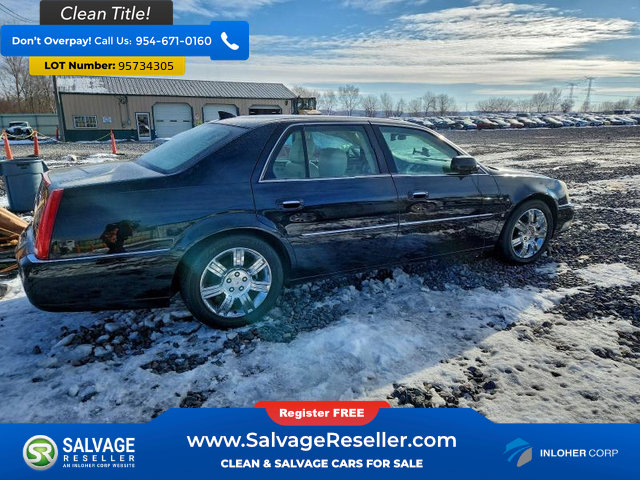 Used 2009 Cadillac DTS Performance w/ Platinum Edition image 4