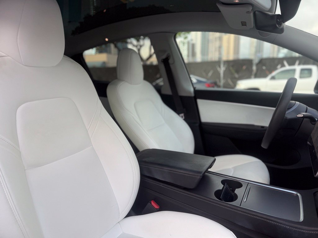 Used 2021 Tesla Model Y Long Range AWD/4WD image 13