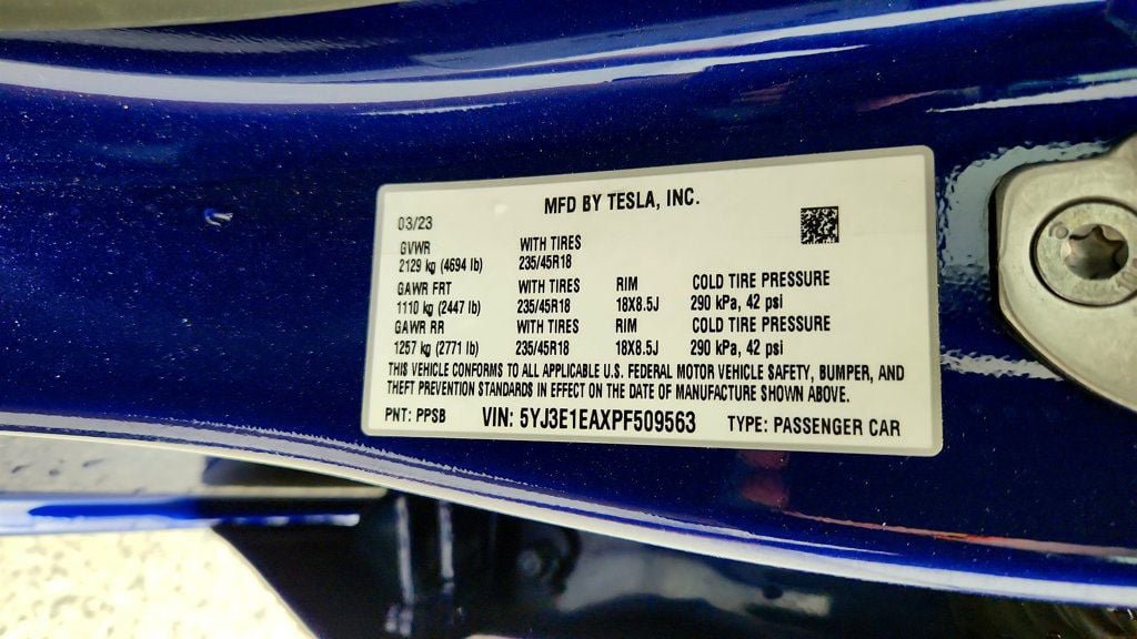 Used 2023 Tesla Model 3 Standard Range image 23