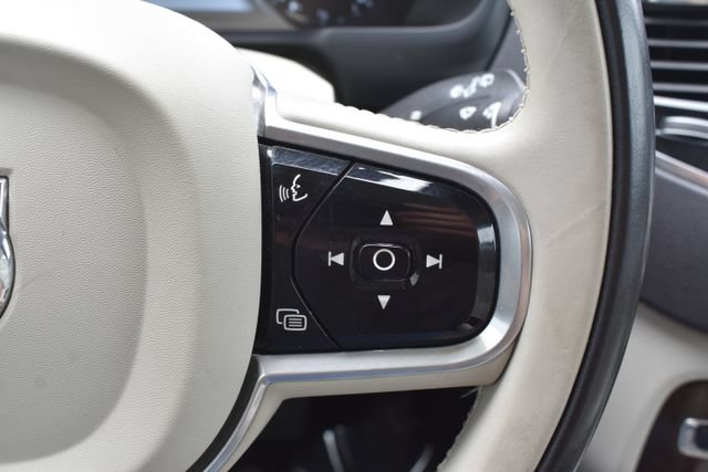 Used 2017 Volvo XC90 T6 Momentum w/ Convenience Package AWD/4WD image 24