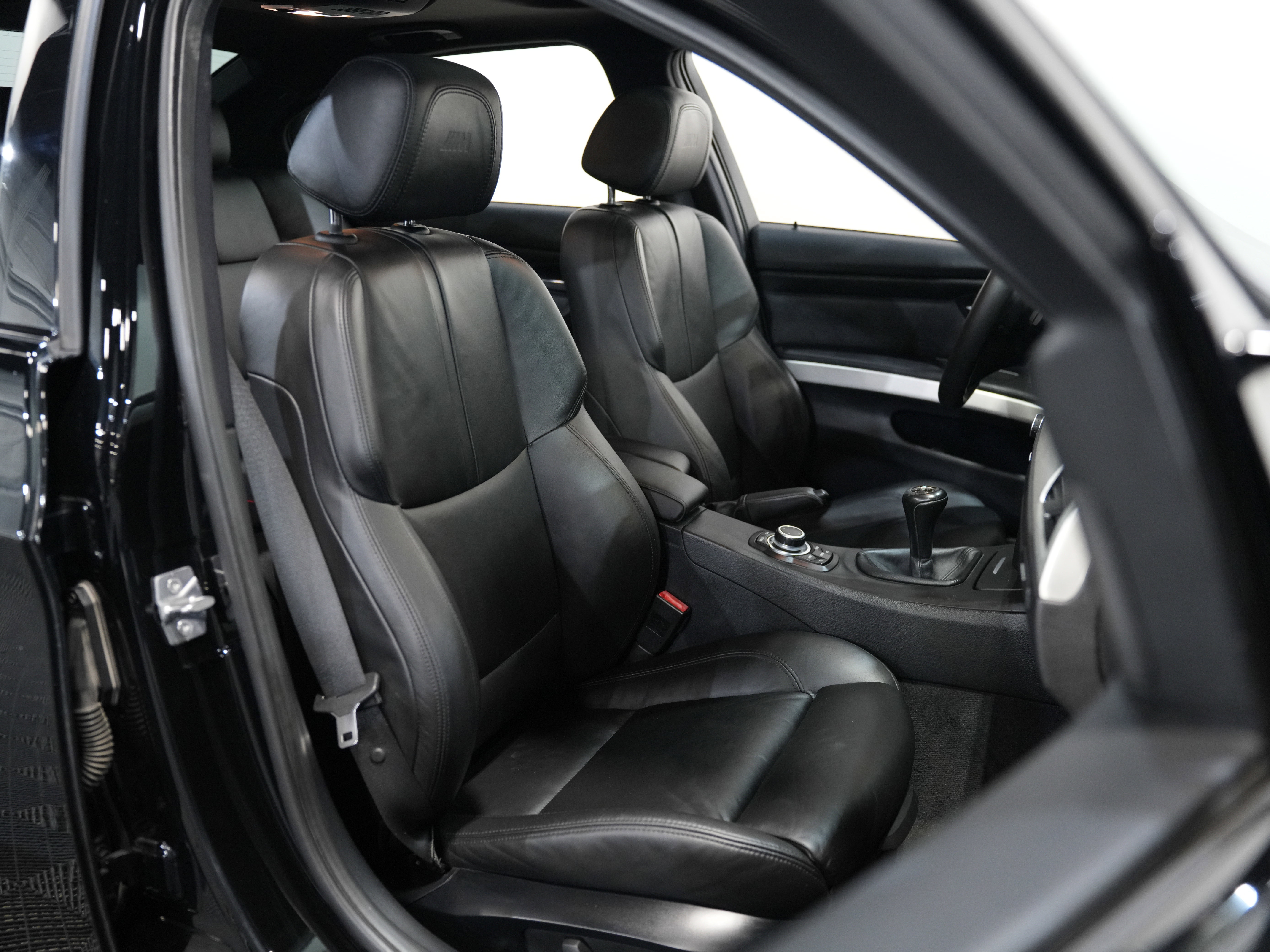 Used 2011 BMW M3 Sedan image 34