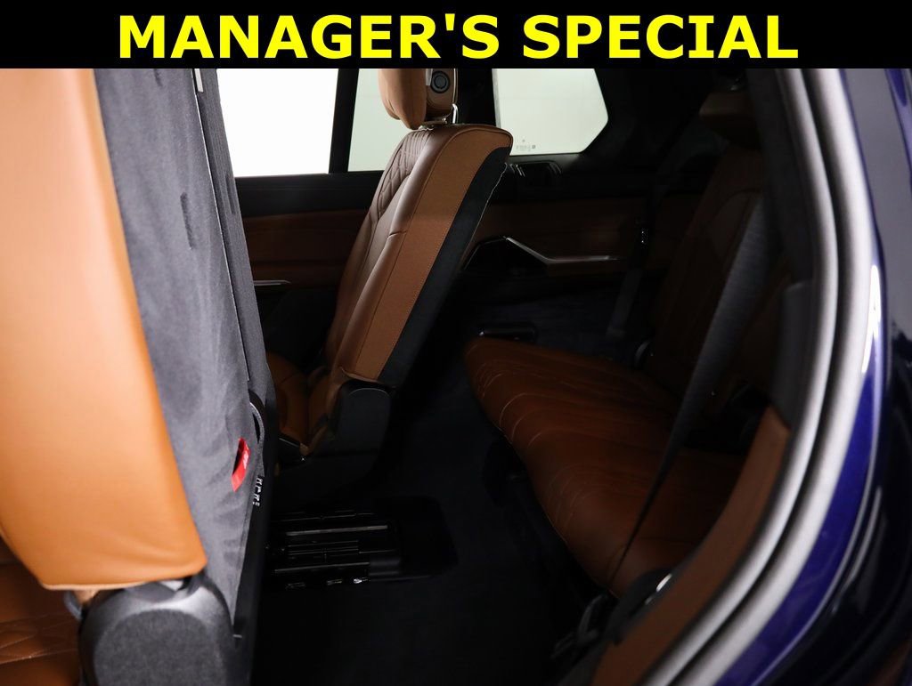 Used 2026 BMW X7 M60i AWD/4WD image 56