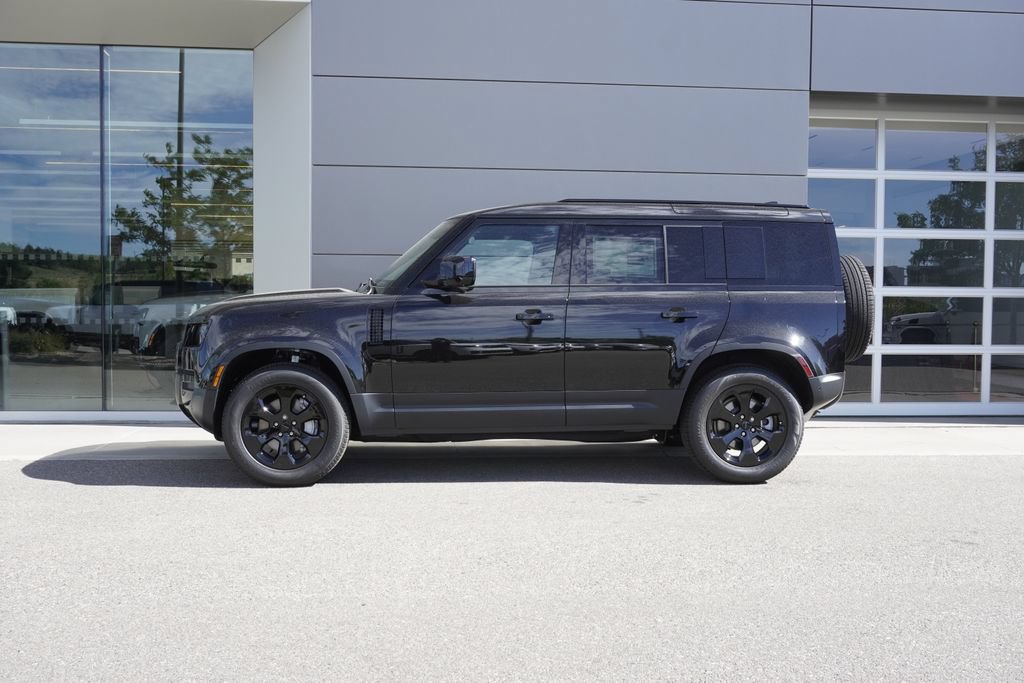 New 2026 Land Rover Defender 110 S AWD/4WD image 8