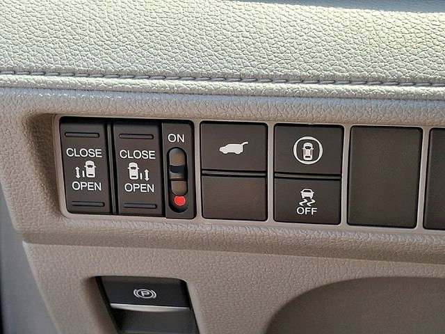 Used 2024 Honda Odyssey EX-L image 25