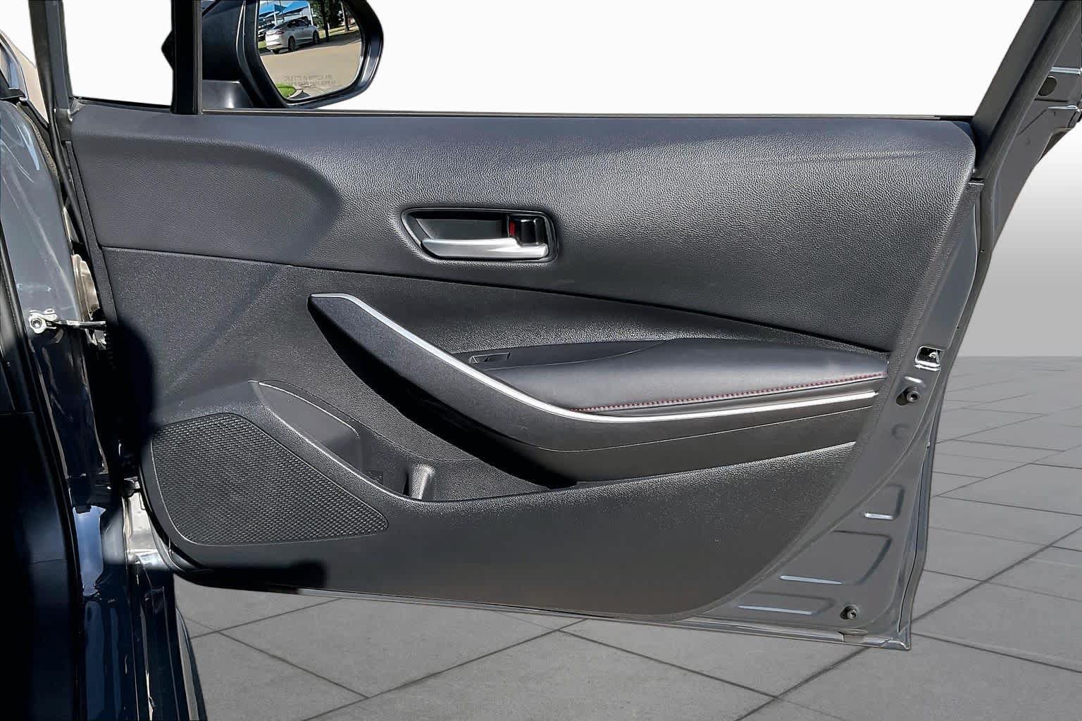 Used 2023 Toyota Corolla SE FWD image 22