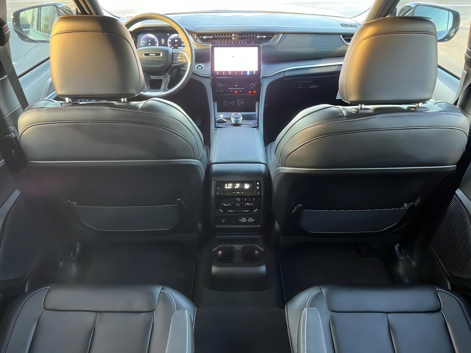 New 2025 Jeep Grand Cherokee L Limited w/ Trailer Tow Package image 18