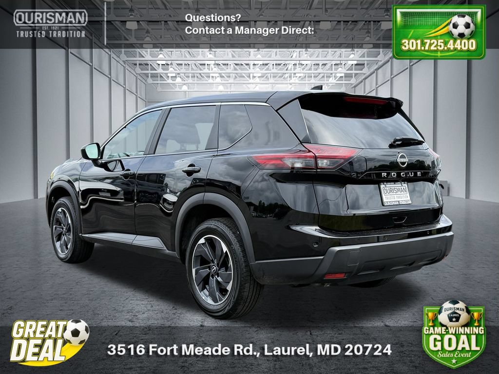 Used 2025 Nissan Rogue SV FWD image 4
