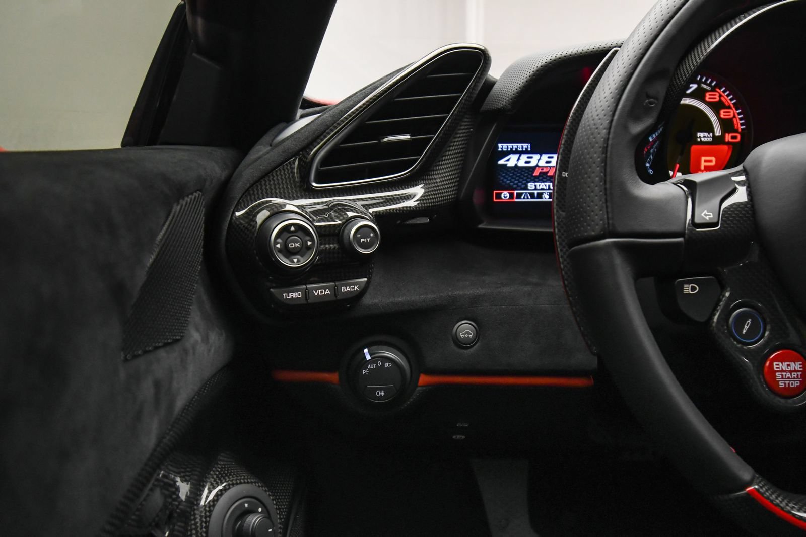 Used 2020 Ferrari 488 Pista Coupe RWD image 44