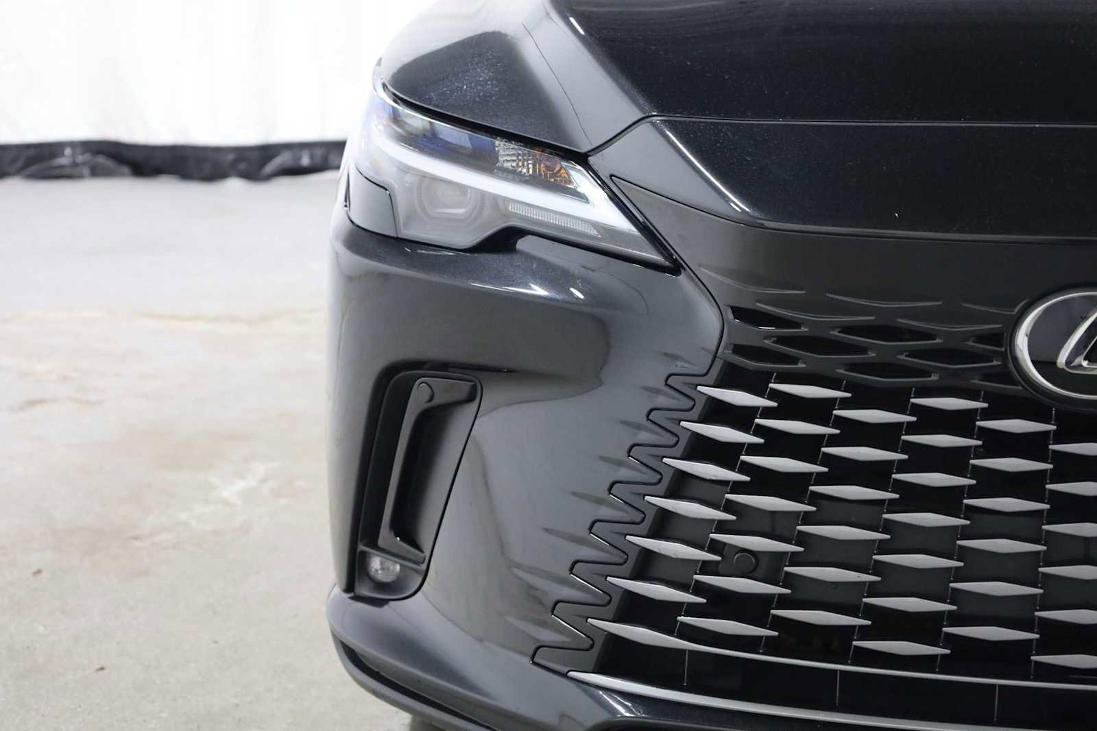 Used 2023 Lexus RX 350 Premium w/ Accessory Package image 15