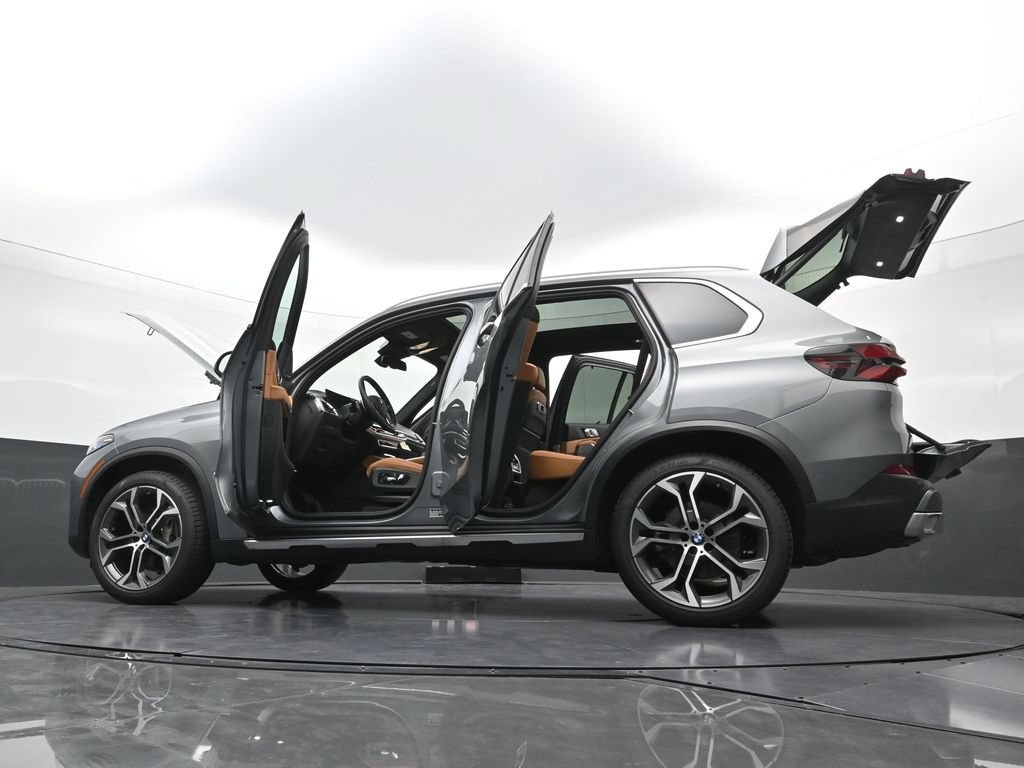 New 2026 BMW X5 xDrive40i AWD/4WD image 42