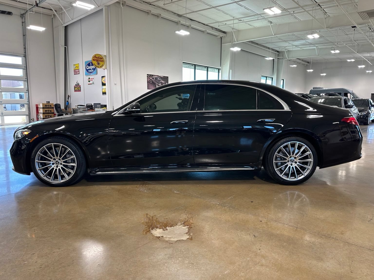 Used 2023 Mercedes-Benz S 580 4MATIC Sedan image 4