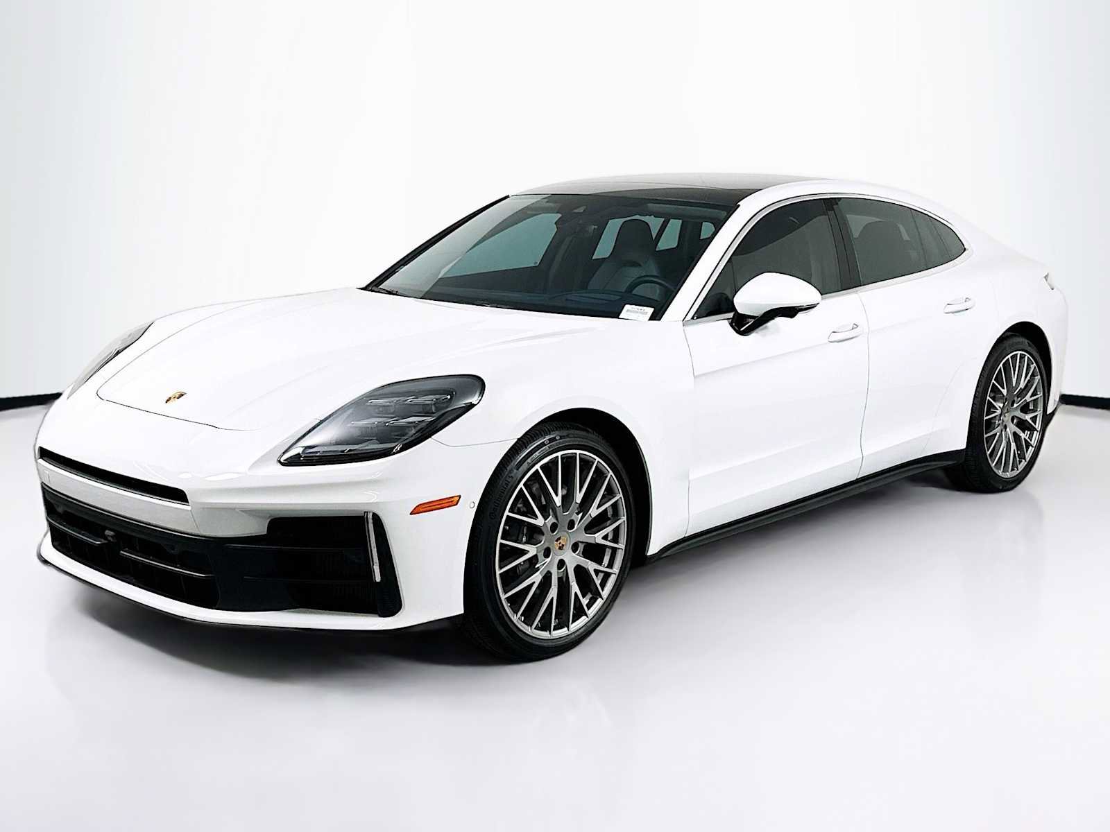 Certified 2024 Porsche Panamera 4 image 1