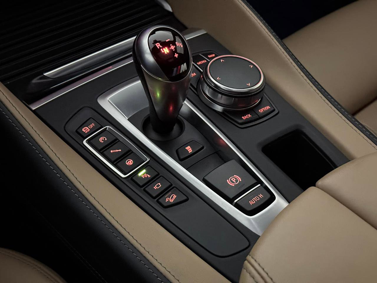 Used 2018 BMW X5 M image 40