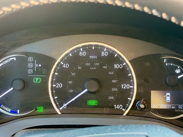 Used 2015 Lexus CT 200h w/ Navigation Package FWD image 13