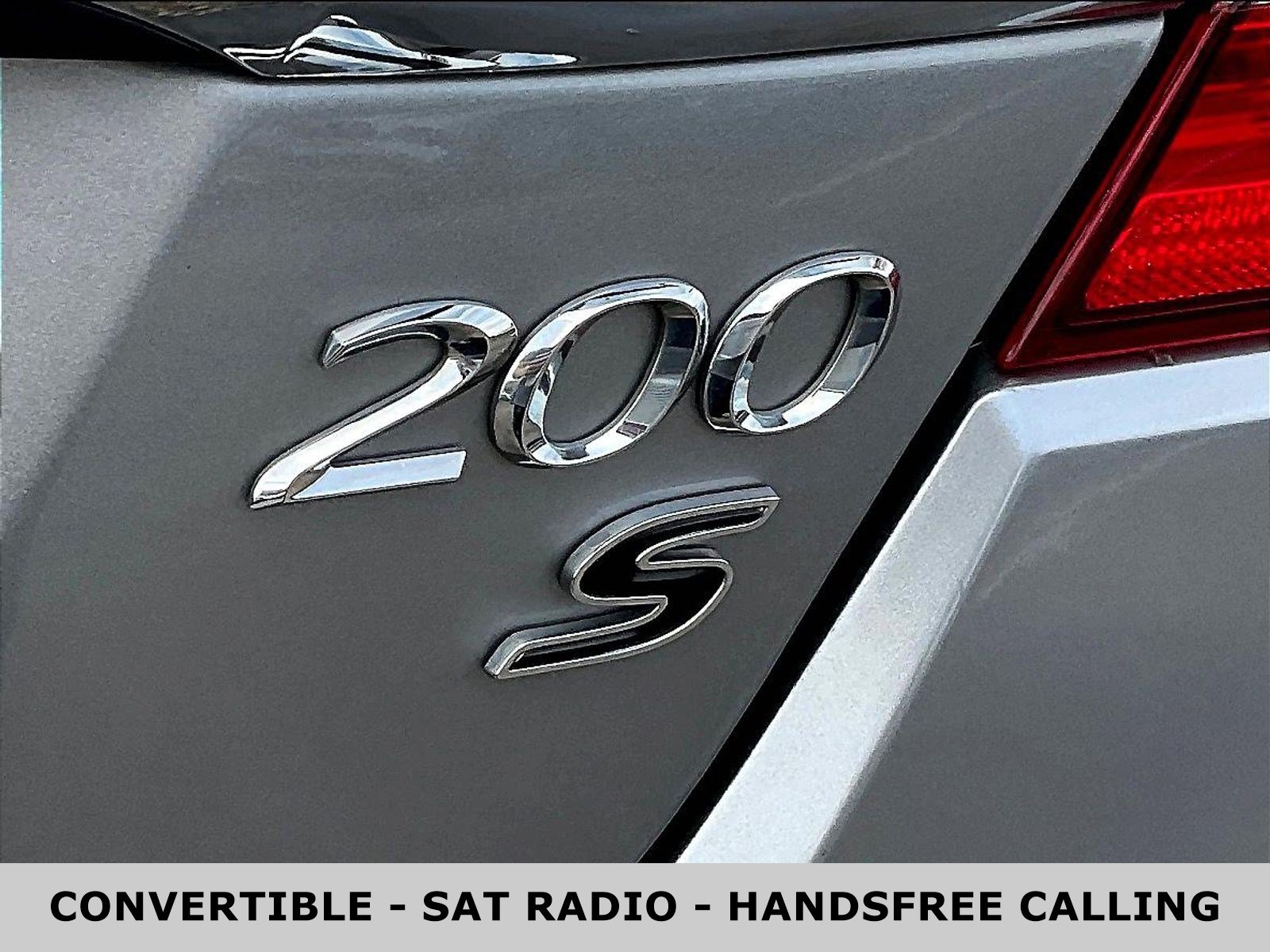 Used 2014 Chrysler 200 S FWD image 23