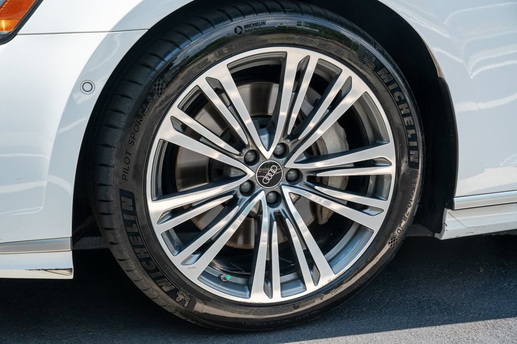 Used 2023 Audi A8 L 3.0T AWD/4WD image 25