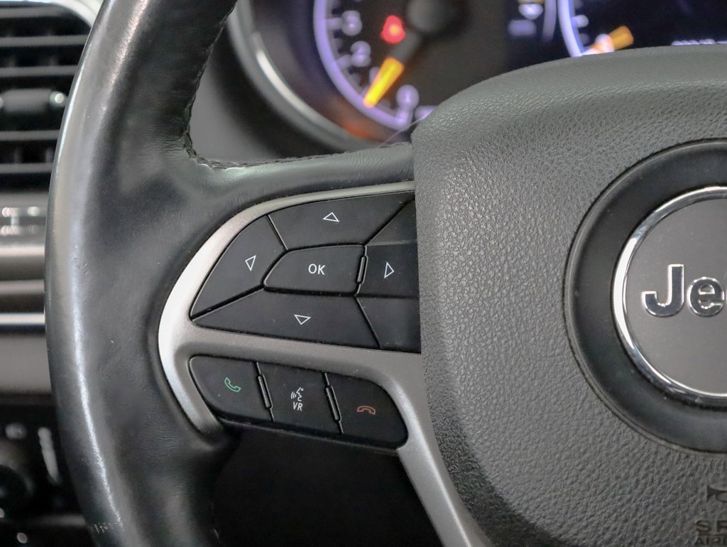 Used 2018 Jeep Grand Cherokee Limited w/ Luxury Group II image 21