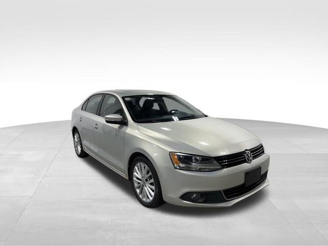 Used 2011 Volkswagen Jetta SEL image 9