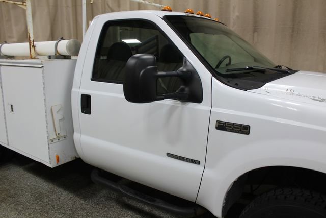 Used 2002 Ford F550 XL image 6