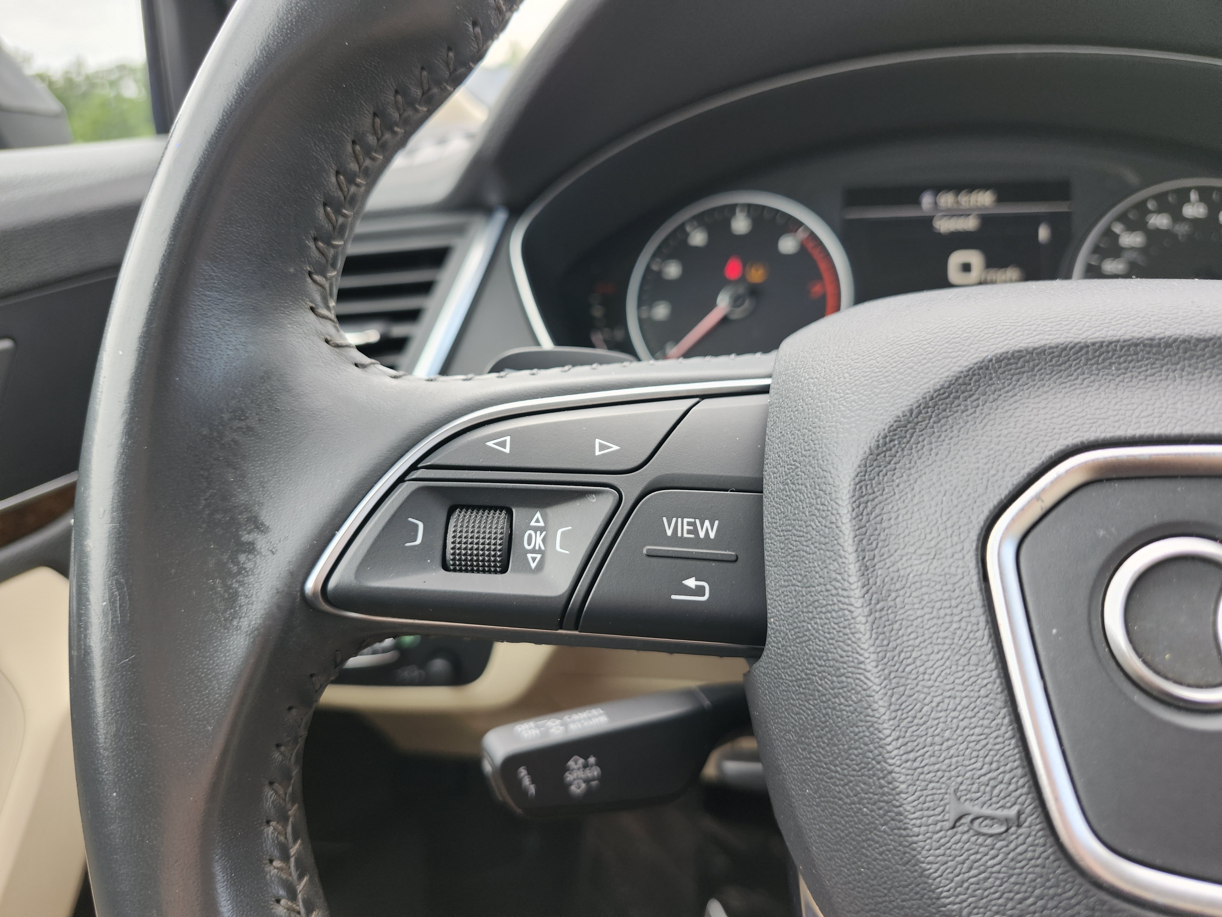 Used 2018 Audi Q5 2.0T Premium AWD/4WD image 35