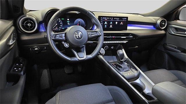 Used 2024 Alfa Romeo Tonale Ti image 17