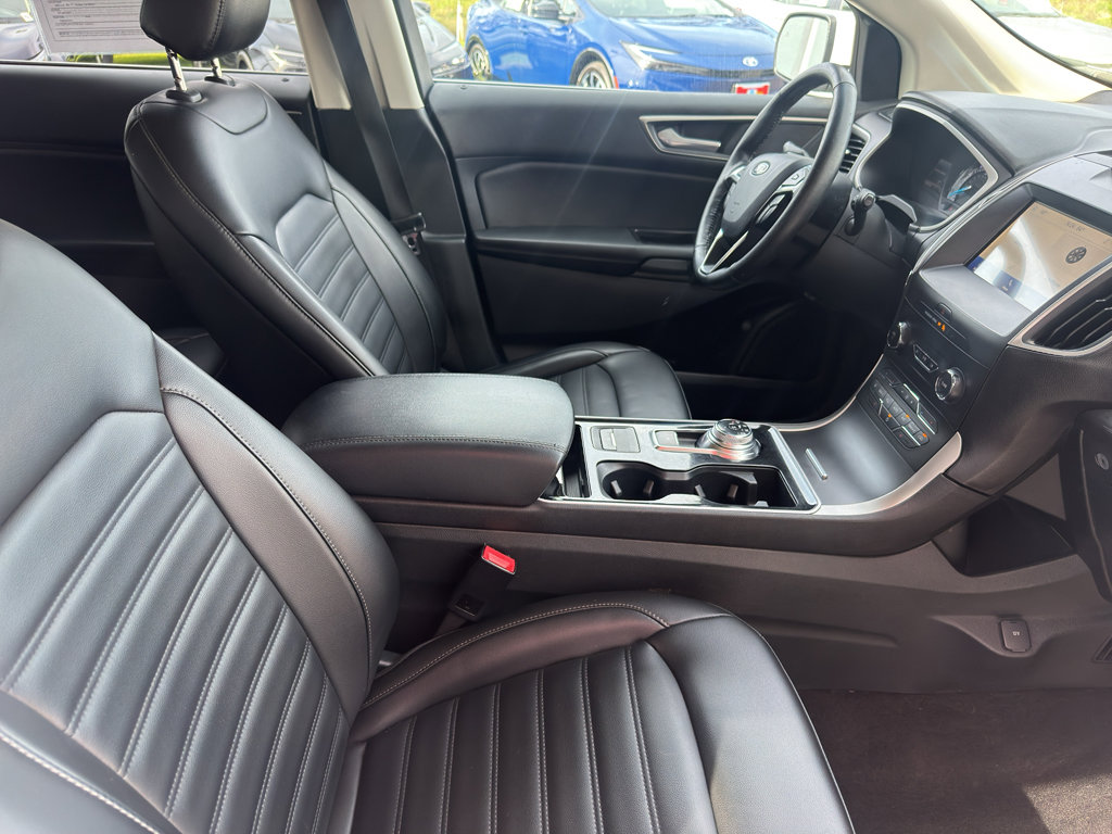 Used 2020 Ford Edge SEL image 19