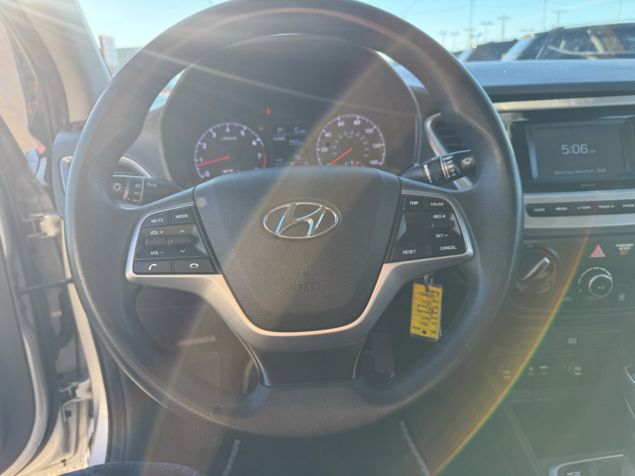Used 2019 Hyundai Accent SE image 17