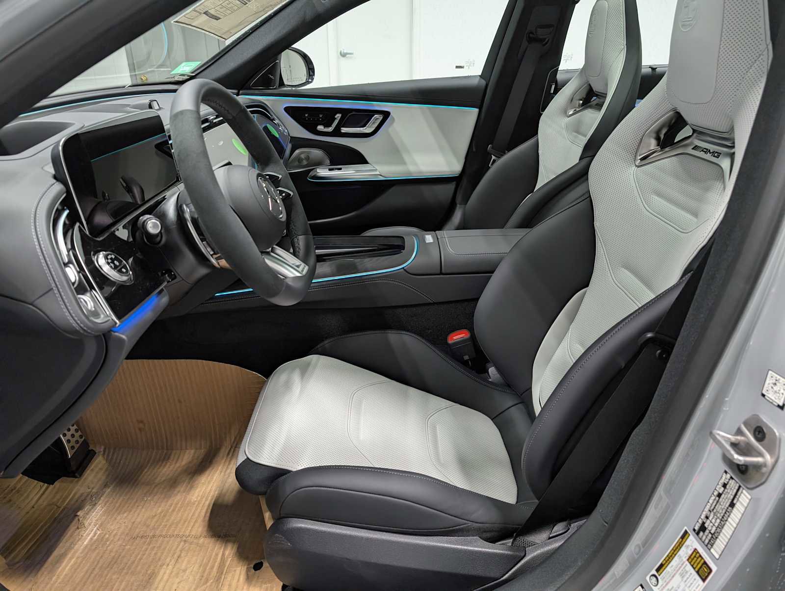 New 2026 Mercedes-Benz E 53 AMG e 4MATIC Sedan image 4