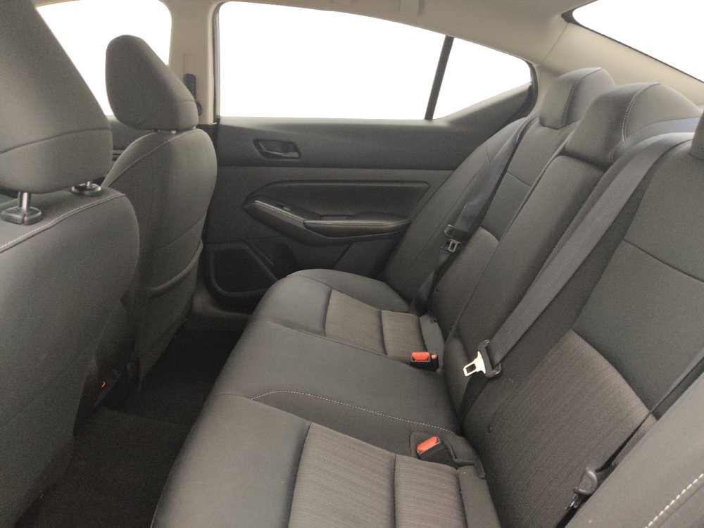 Used 2024 Nissan Altima 2.5 SV FWD image 18