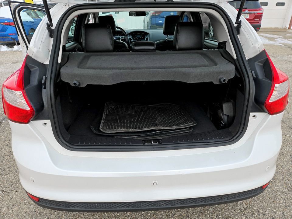 Used 2012 Ford Focus Titanium image 29